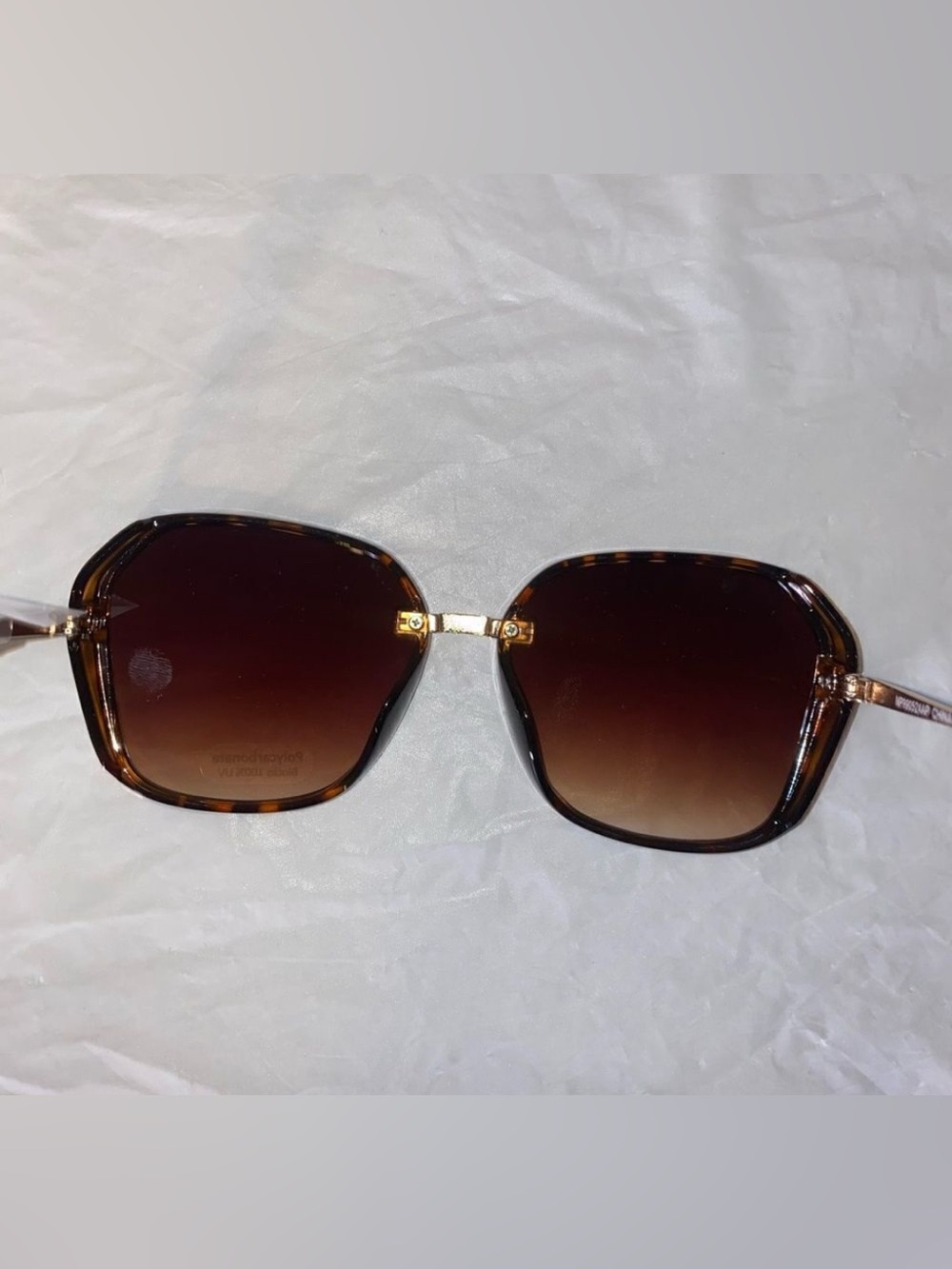 Tortoiseshell Square Gradient Sunglasses with Gold Bridge